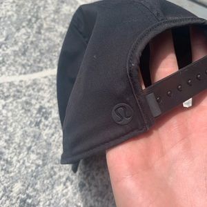 Men’s LuLuLemon Hat